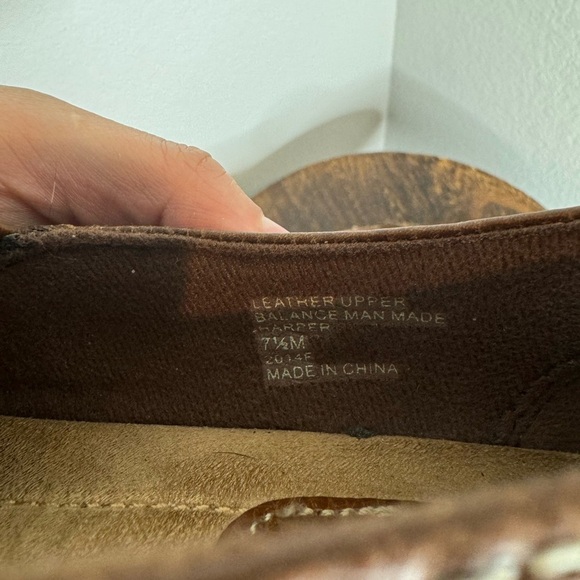 Earth Origin Size 7.5 Brown Leather Slip On Loafers Casual Walking Shoes Comfort - Picture 2 of 7